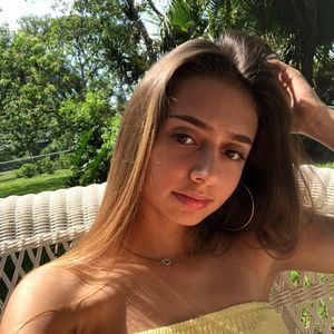 Meet your Posher, Celie